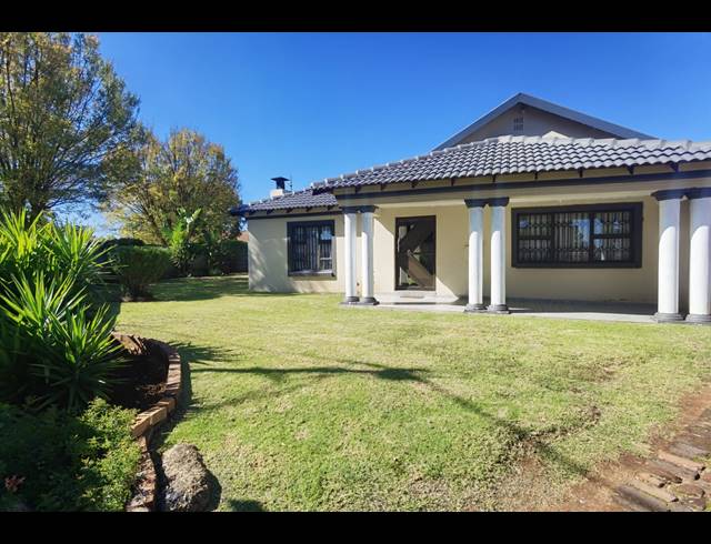 4 BEDROOM HOUSE FOR SALE IN DAL FOUCHE